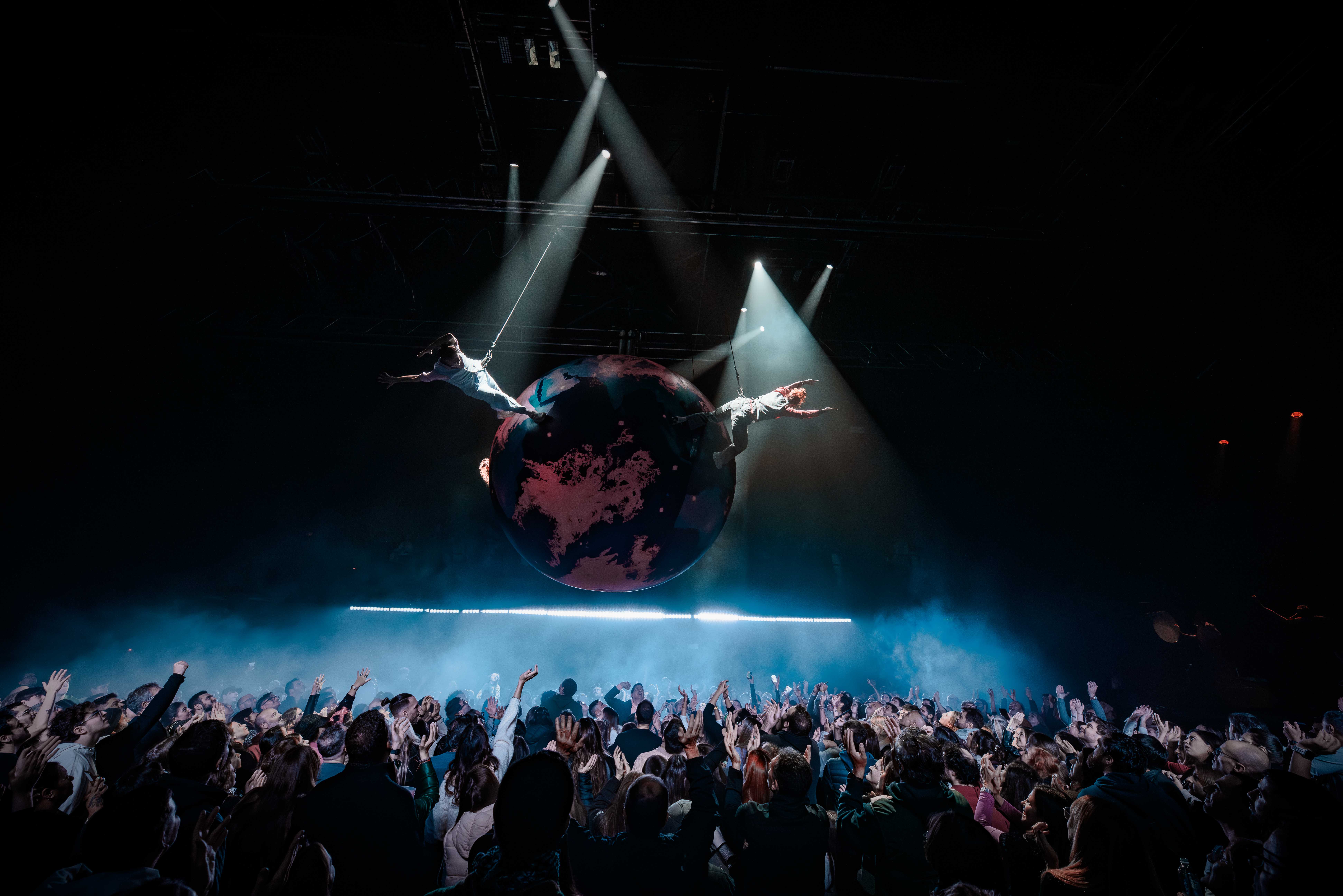 fuerza-bruta-show-1